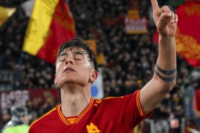 爱游戏官网-里昂发布备战花絮，关键时刻状态回暖，欧篮联任务艰巨，身体对抗强度拉满(绿谷出久结局)