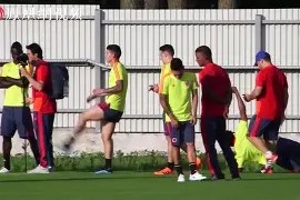 爱游戏体育-勒沃库森门将