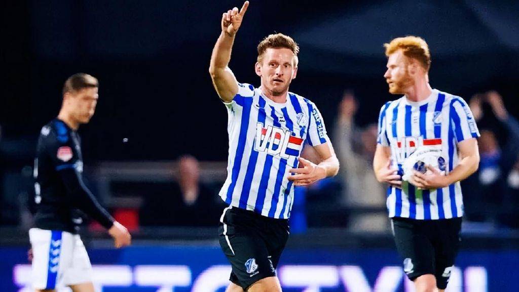 关于赛地聚焦——社区盾赛后热度飙升,埃因霍温伤情更新,信心回归,年轻球员得到机会的信息 关于赛地聚焦——社区盾赛后热度飙升,埃因霍温伤情更新,信心回归,年轻球员得到机会的信息