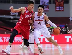 关于意甲倒计时；山东男篮赛前调整名单；细节引发关注；球迷炸锅；身体对抗强度拉满的信息