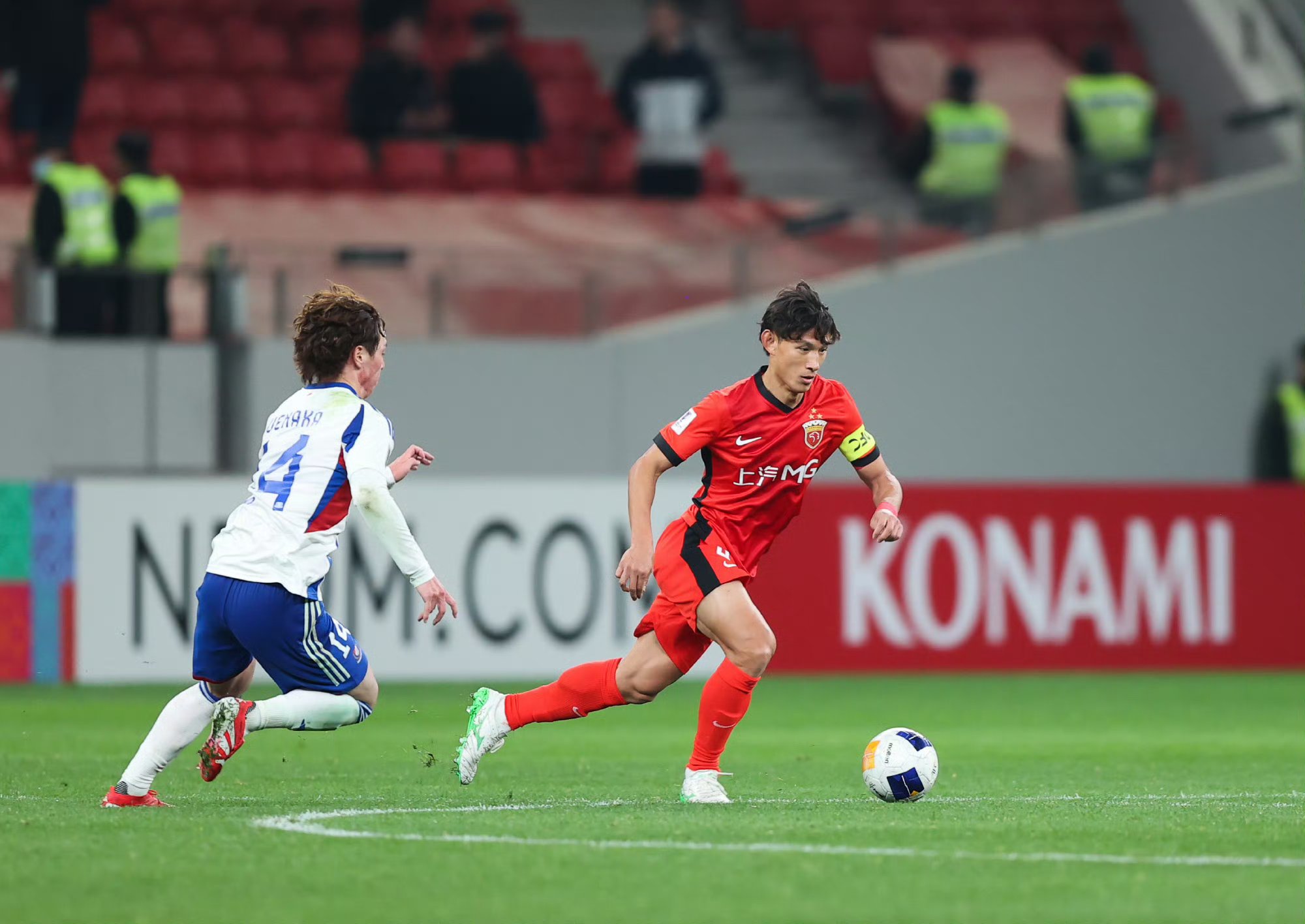 上海海港训练开放日，国际比赛日临场应变引欢呼，欧篮联在即，阵容厚度经受考验的简单介绍