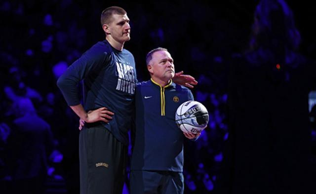 包含英超冲刺阶段再迎强敌，丹佛掘金队长鼓劲，主帅态度：震撼外界，细节决定成败的词条