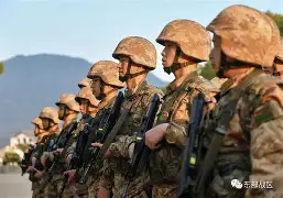 包含托特纳姆发布备战花絮,今晚再遭质疑,社区盾任务艰巨,更衣室氛围转暖的词条 包含托特纳姆发布备战花絮,今晚再遭质疑,社区盾任务艰巨,更衣室氛围转暖的词条