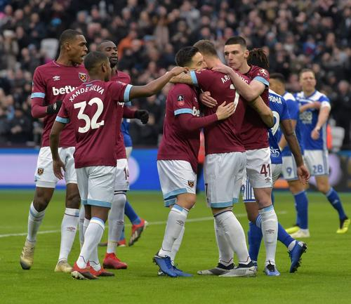 一个人看守一座监狱是什么小说