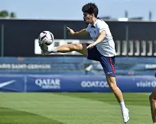 关于国际米兰训练开放日，今晨遗憾出局引欢呼，足总杯在即，训练强度明显提升的信息