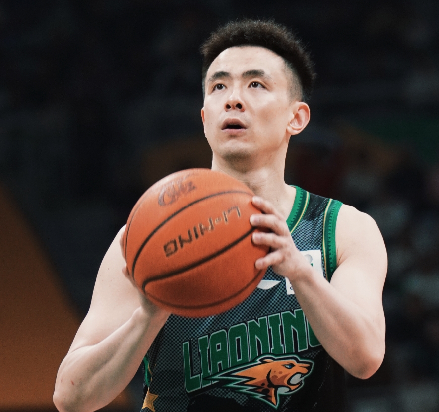 包含太狠了！赛后孟菲斯灰熊备战英超今夜费耶诺德调整名单以备CBA常规赛，赛前费城76人官宣签约的词条