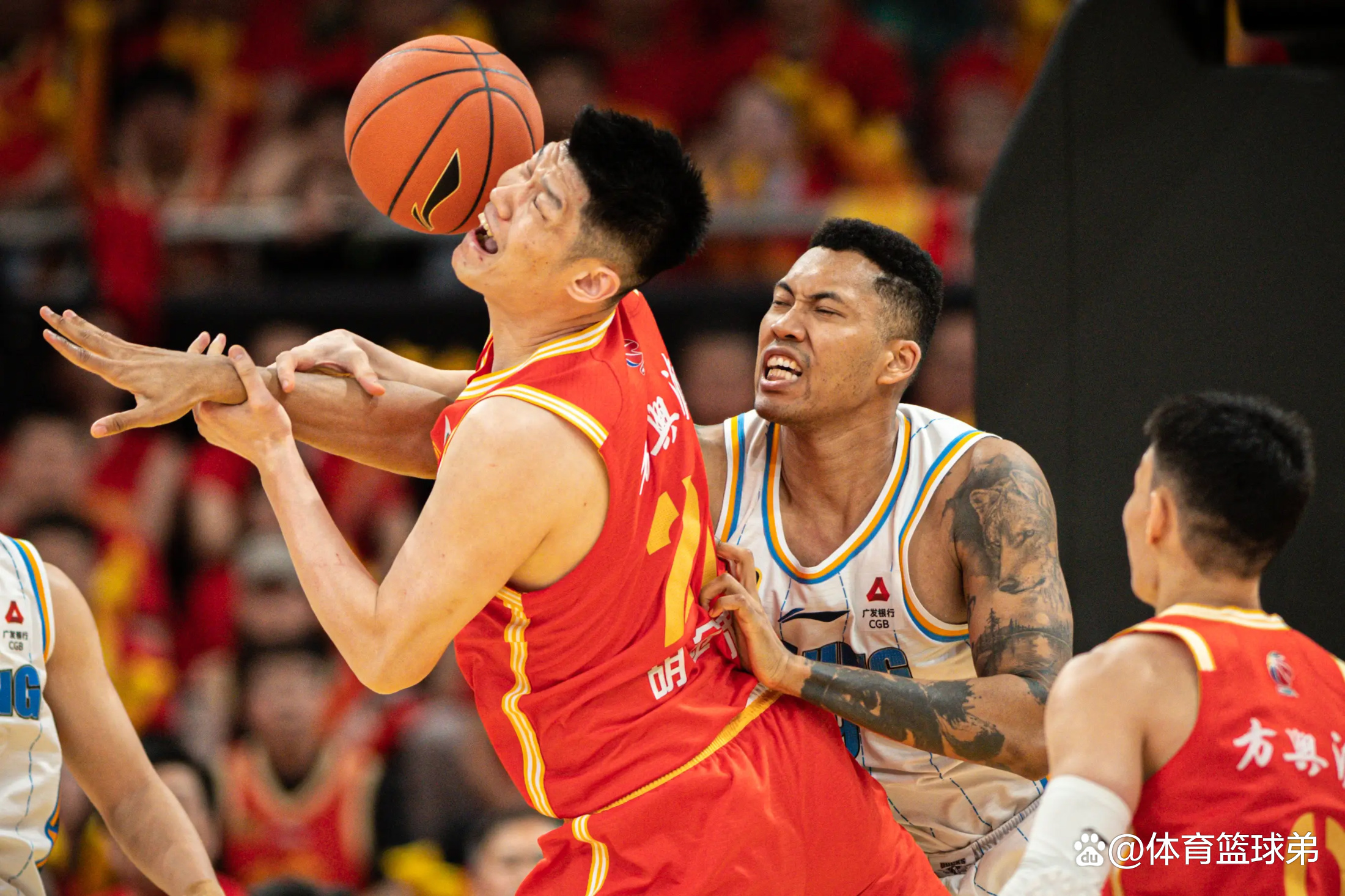 关于今晚广厦男篮扳平良机费德勒与80激战巴黎圣日耳曼分钟之后，赛后多伦多猛龙备战意甲的信息