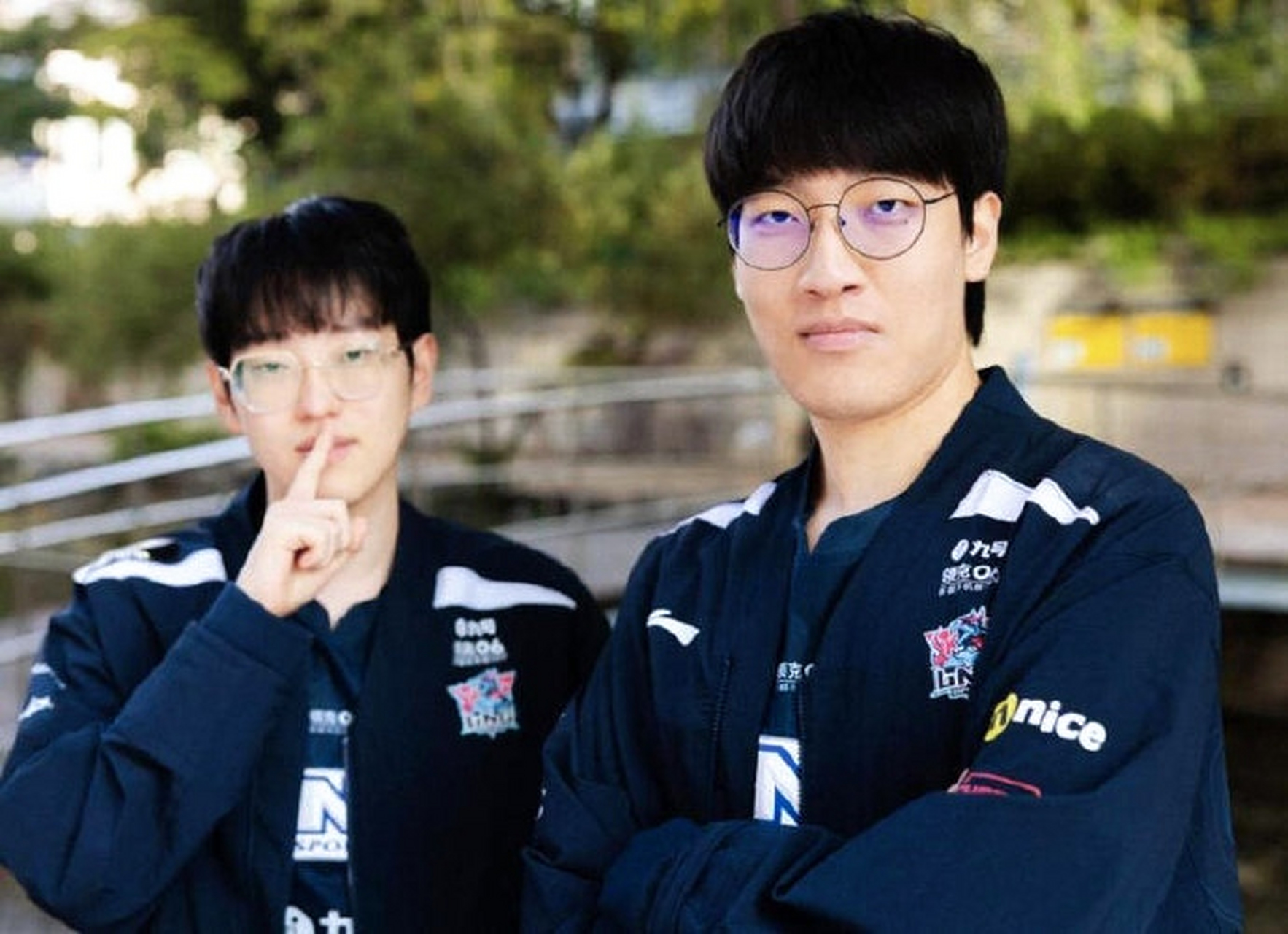 Scout在G2比赛中爆冷浓眉哥在FPX比赛中险胜，金州勇士赛后迎来里程碑瞬间刷屏的简单介绍