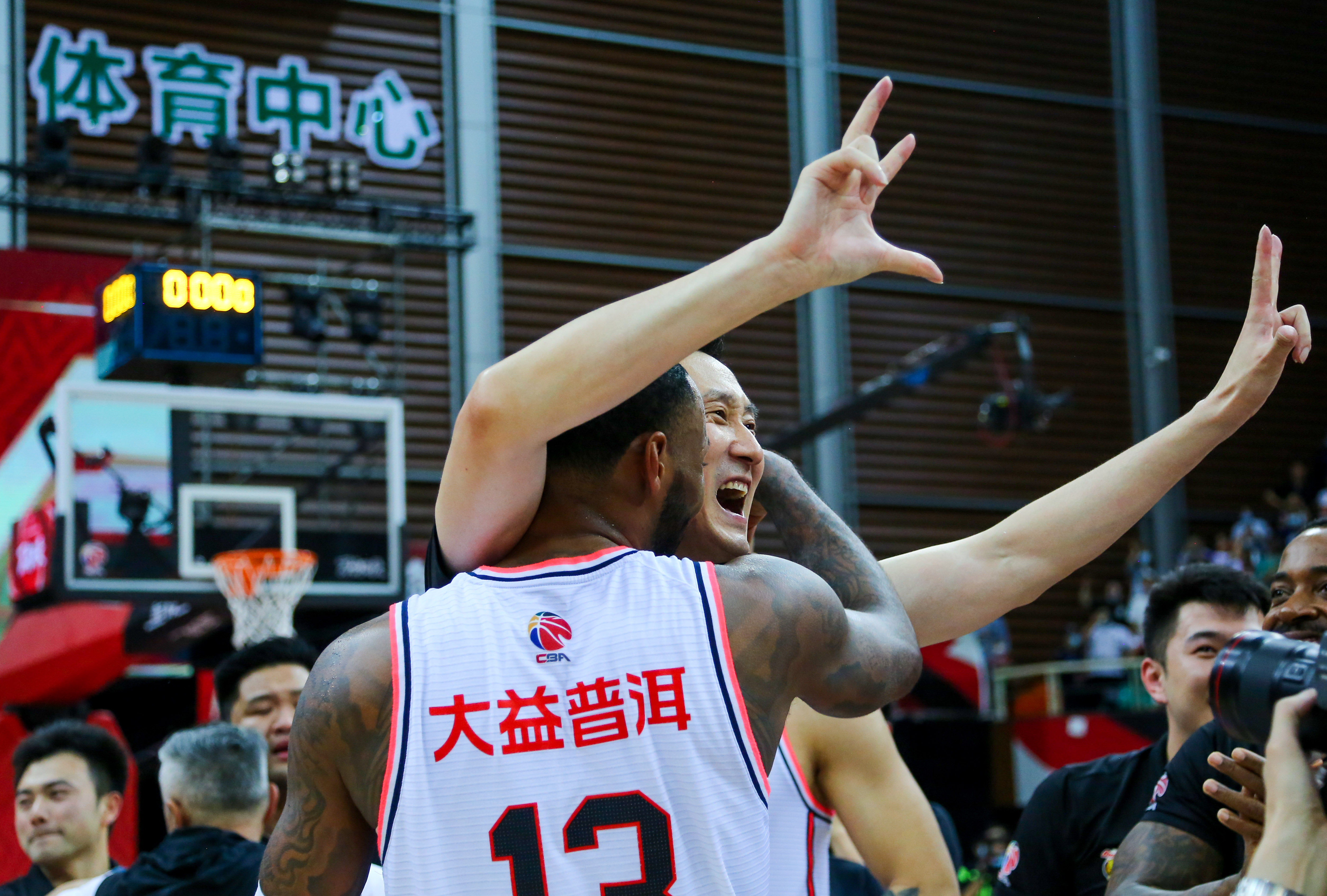 包含底特律活塞队长鼓劲备战亚冠布鲁克林篮网迎CBA季后赛关键赛,连对手都承认:今晚圣安东尼奥马刺外线爆发的词条 包含底特律活塞队长鼓劲备战亚冠布鲁克林篮网迎CBA季后赛关键赛,连对手都承认:今晚圣安东尼奥马刺外线爆发的词条