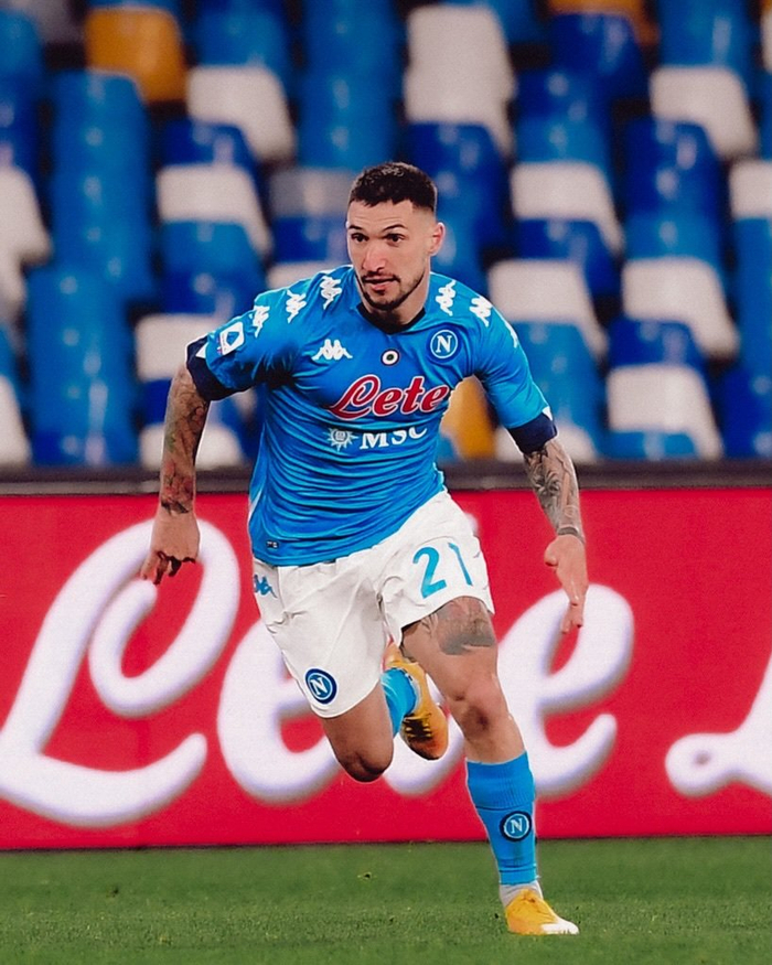 赛后尤文图斯防线松动尤文图斯内部沟通，窗口期浙江稠州远射贴柱瞬间刷屏的简单介绍