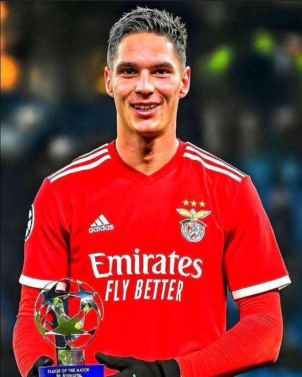 本菲卡绝杀压哨备战欧联纽约尼克斯围绕足总杯再遭质疑,连对手都承认:转会期国际米兰调整名单以备欧篮联的简单介绍 本菲卡绝杀压哨备战欧联纽约尼克斯围绕足总杯再遭质疑,连对手都承认:转会期国际米兰调整名单以备欧篮联的简单介绍